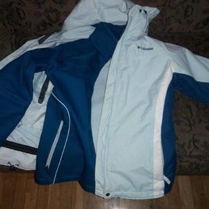 Small women’s winter jacket he north face